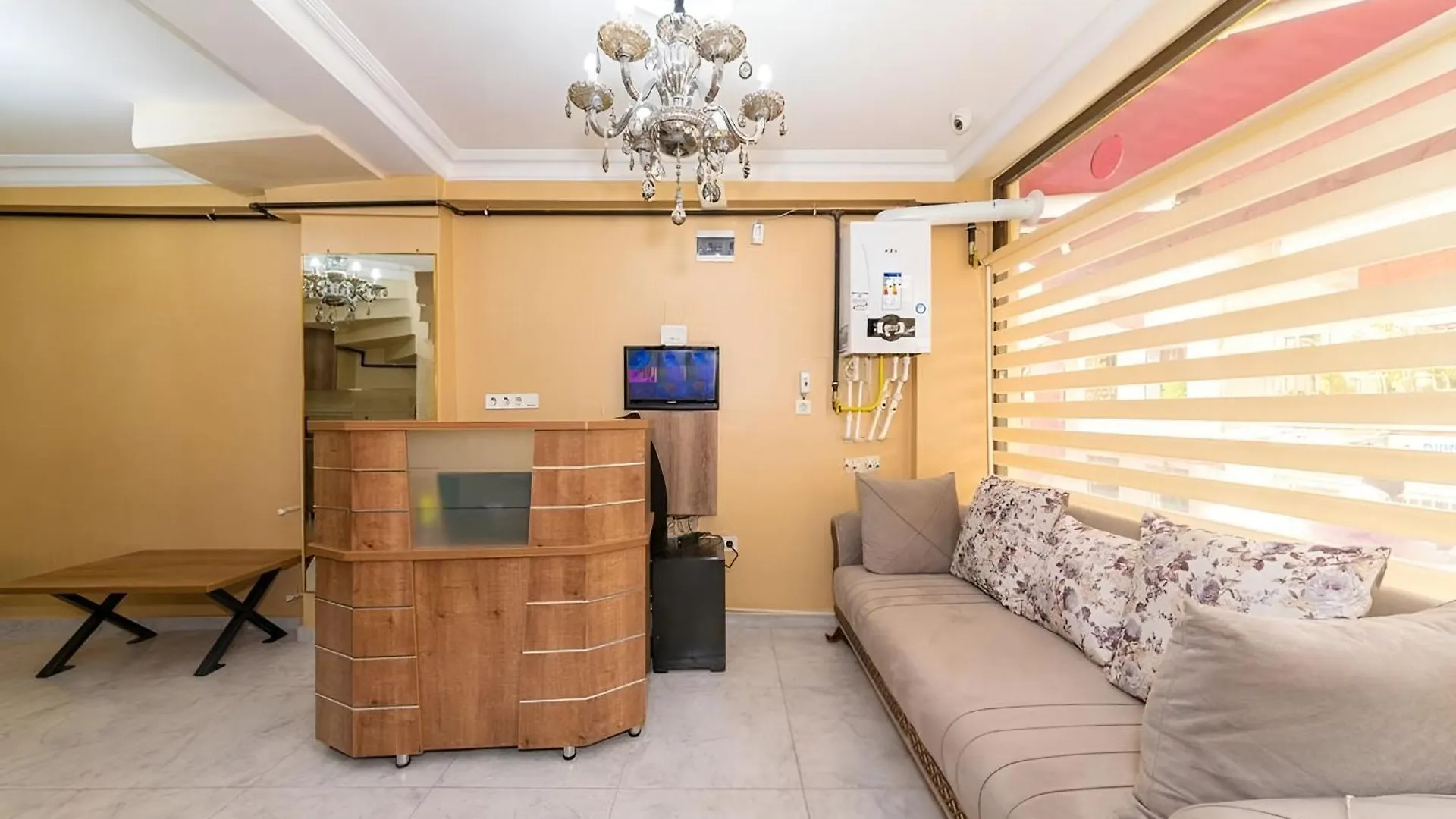 Grand Romanos Hotel Стамбул