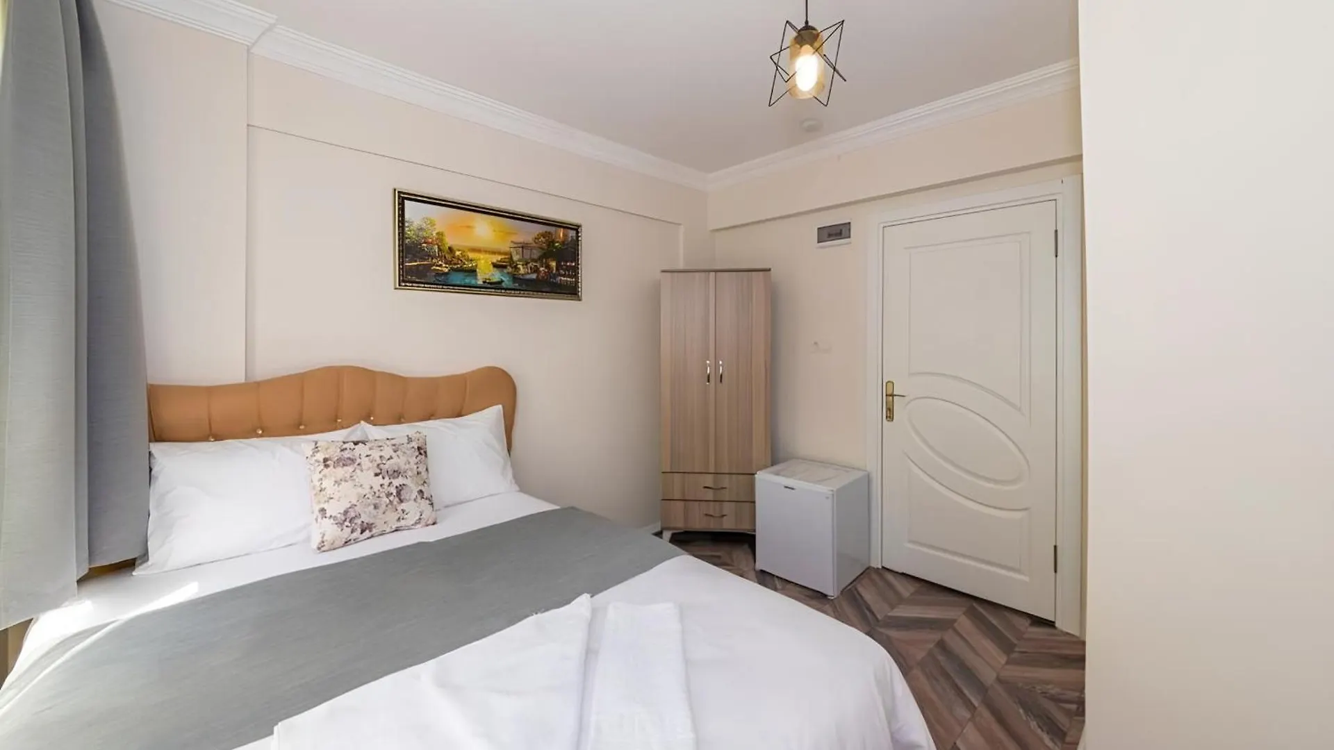 Grand Romanos Hotel Стамбул 0*,