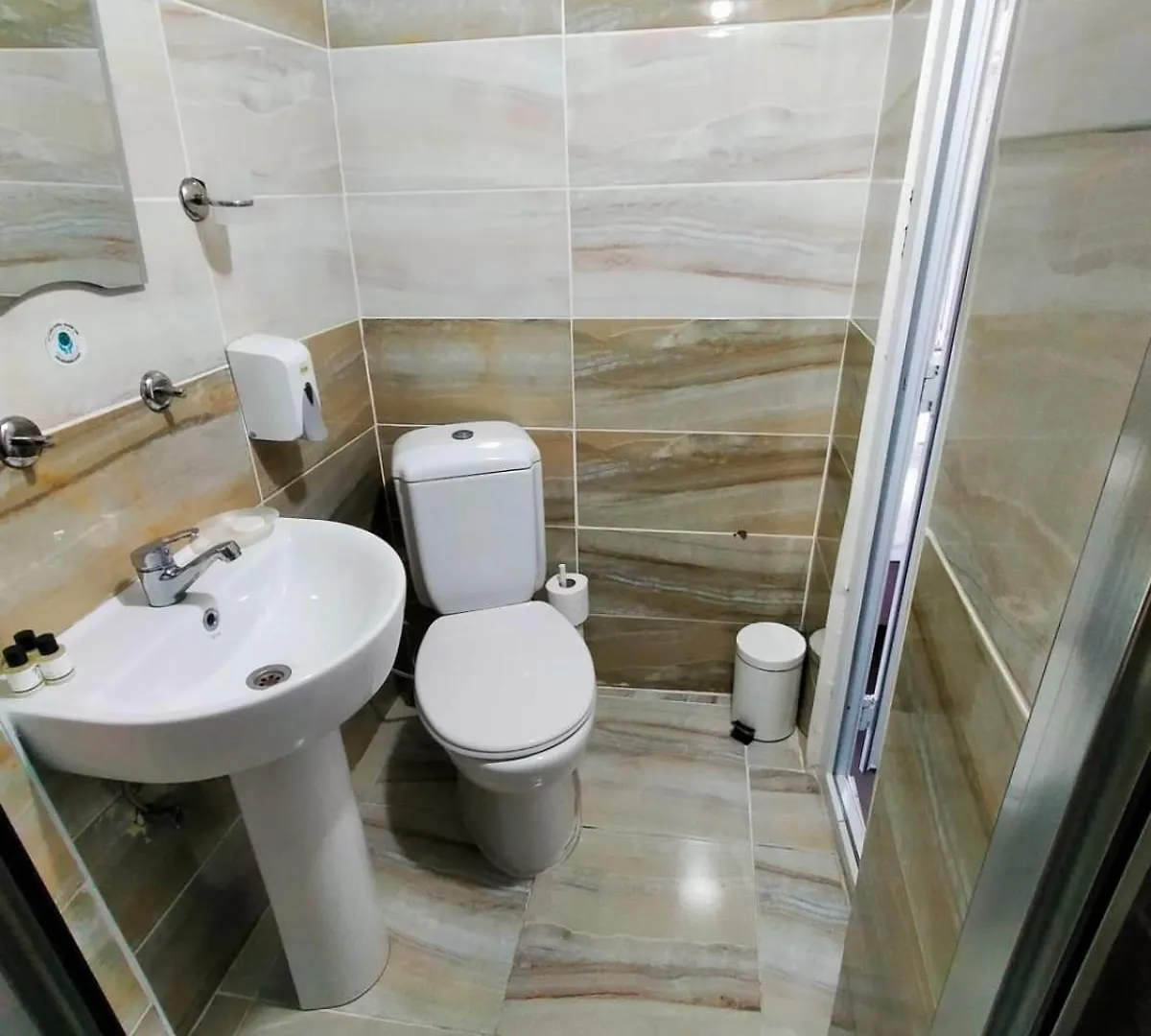 Grand Romanos Hotel Стамбул
