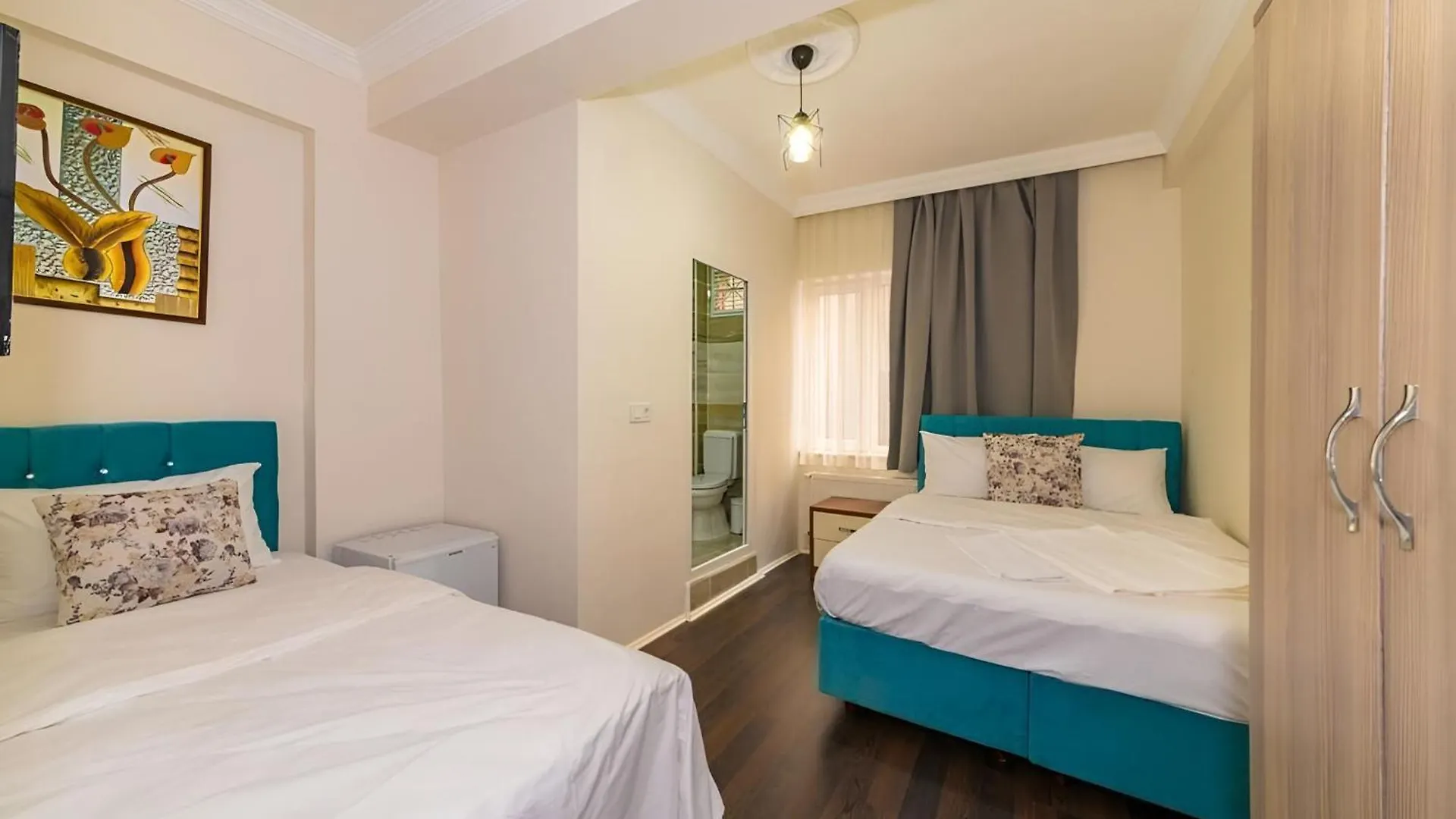 Grand Romanos Hotel Istanbul